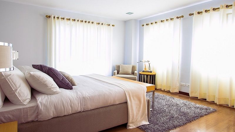 6 Simple Things to Help Make a Bedroom Look Bigger