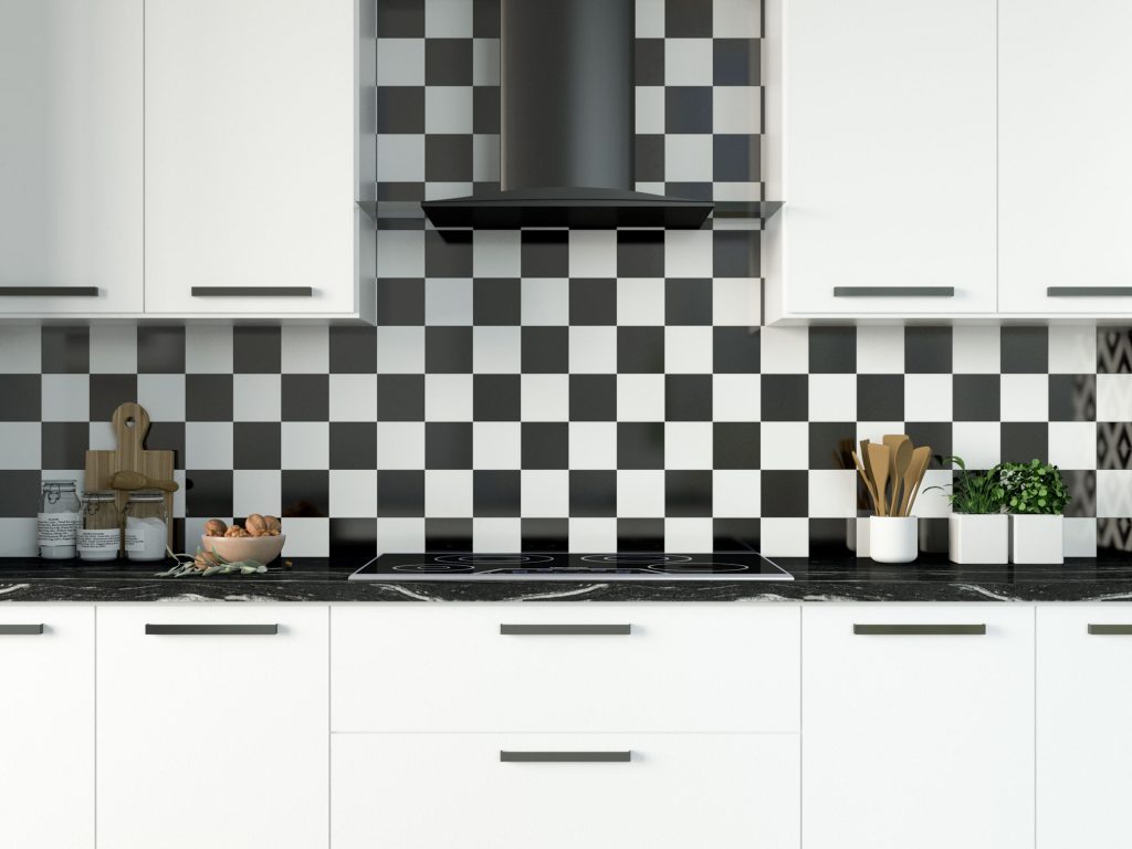 7 Stylish Ideas for Black and White Kitchen Backsplashes
