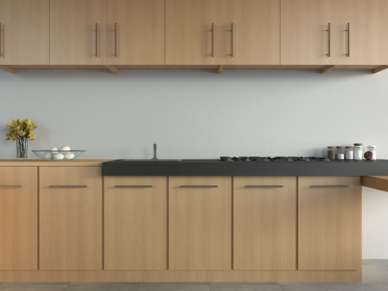 11 Wall Paint Colors for Kitchens Featuring Oak